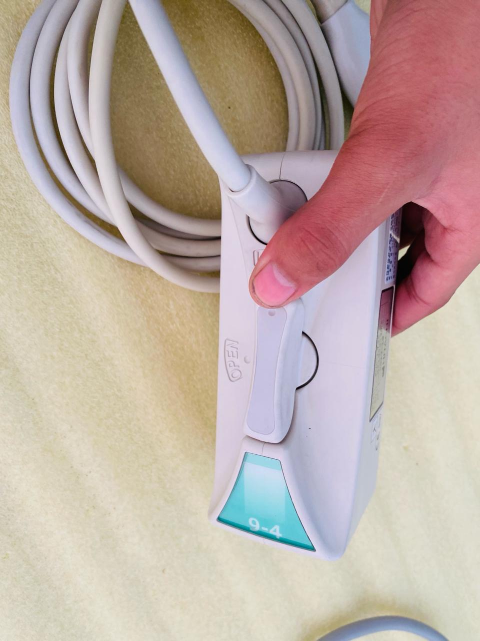 Z..Hitachi EUP-L73S linear probe uc dxb