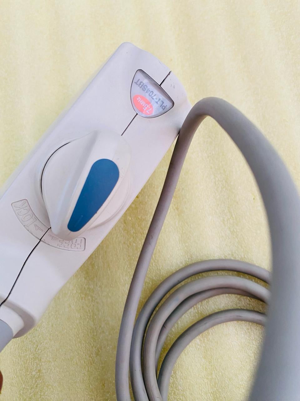 Z..Toshiba PLT-704SBT linear probe uc dxb
