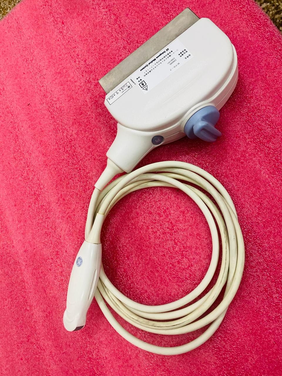 ..GE 8C micro convex array ultrasound transducer. Checked