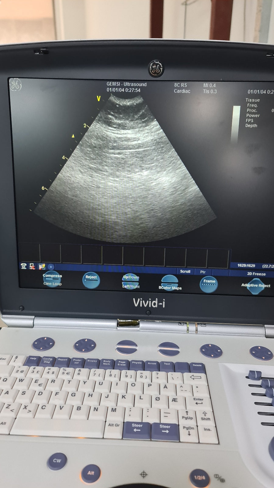 8C-RS checked (A)dxb