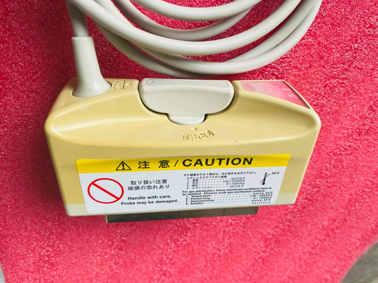 ..Hitachi EUP-C715 convex probe UC
