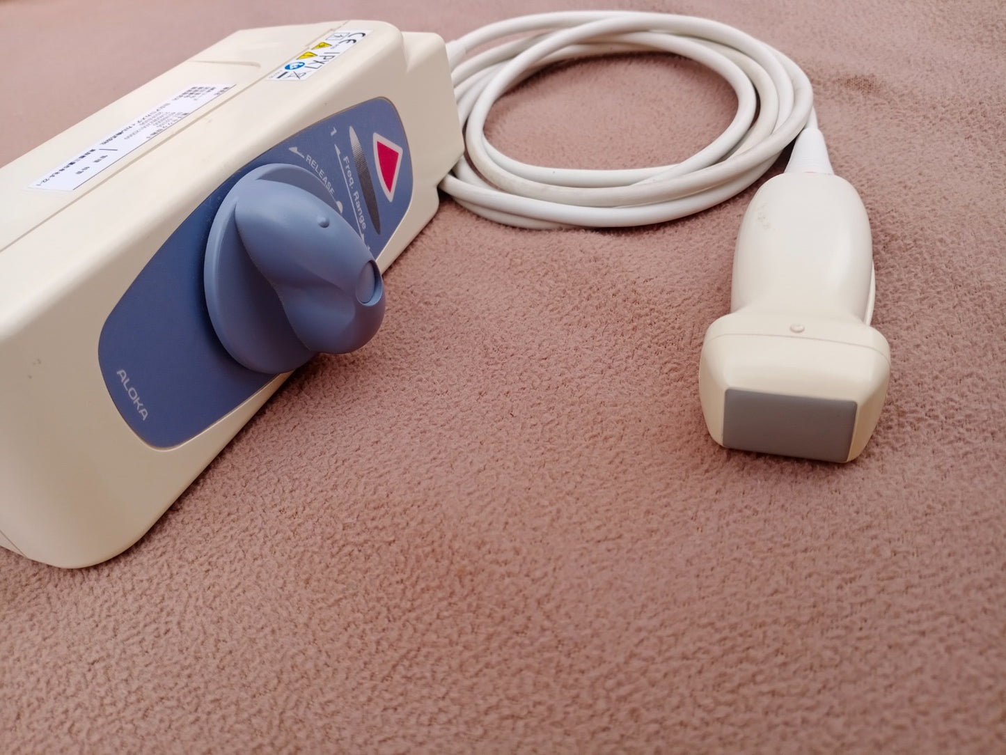 ..Aloka UST-52105 cardiac probe - Japan Medical Company LTD