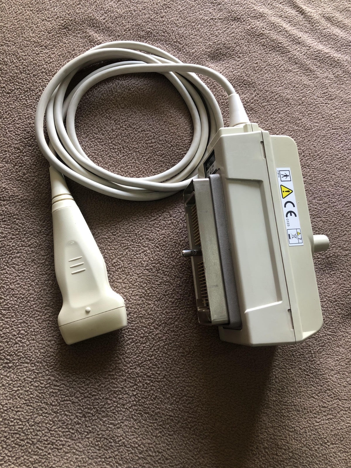 ..Hitachi UST-5546 linear probe - Japan Medical Company LTD