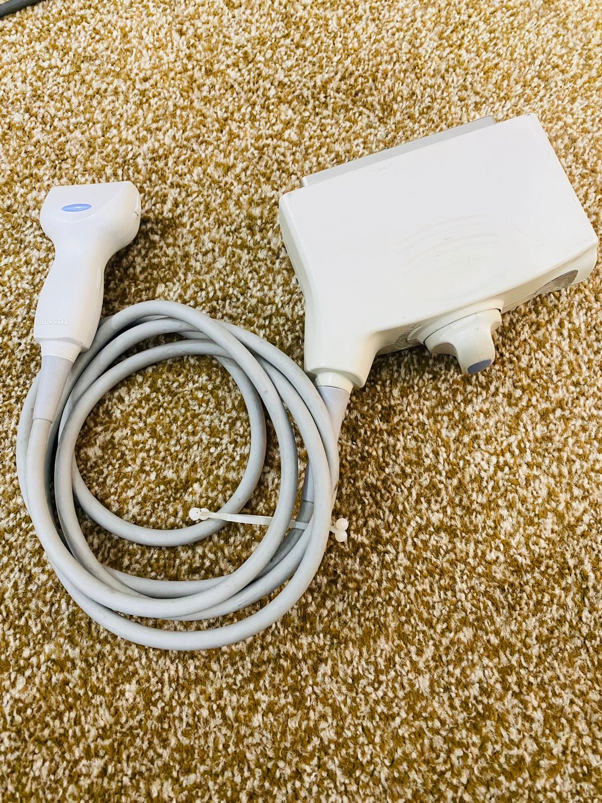 P..Toshiba PLT-1204AT linear probe