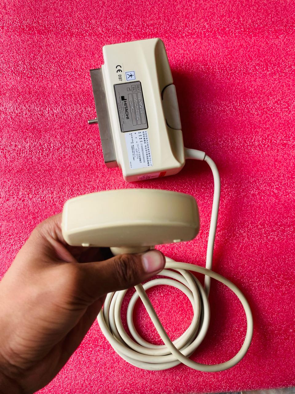 ..Hitachi EUP-C715 convex probe UC