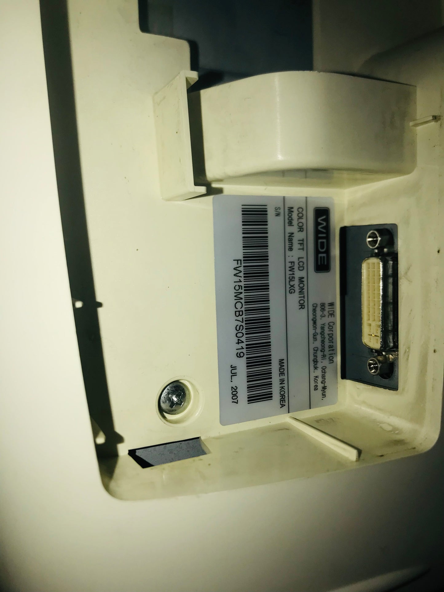 GE LCD for Voluson P8