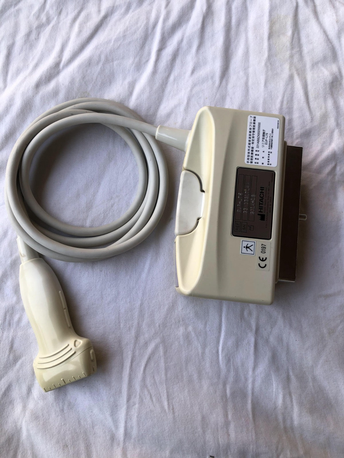 ..Hitachi 18-5 linear probe - Japan Medical Company LTD