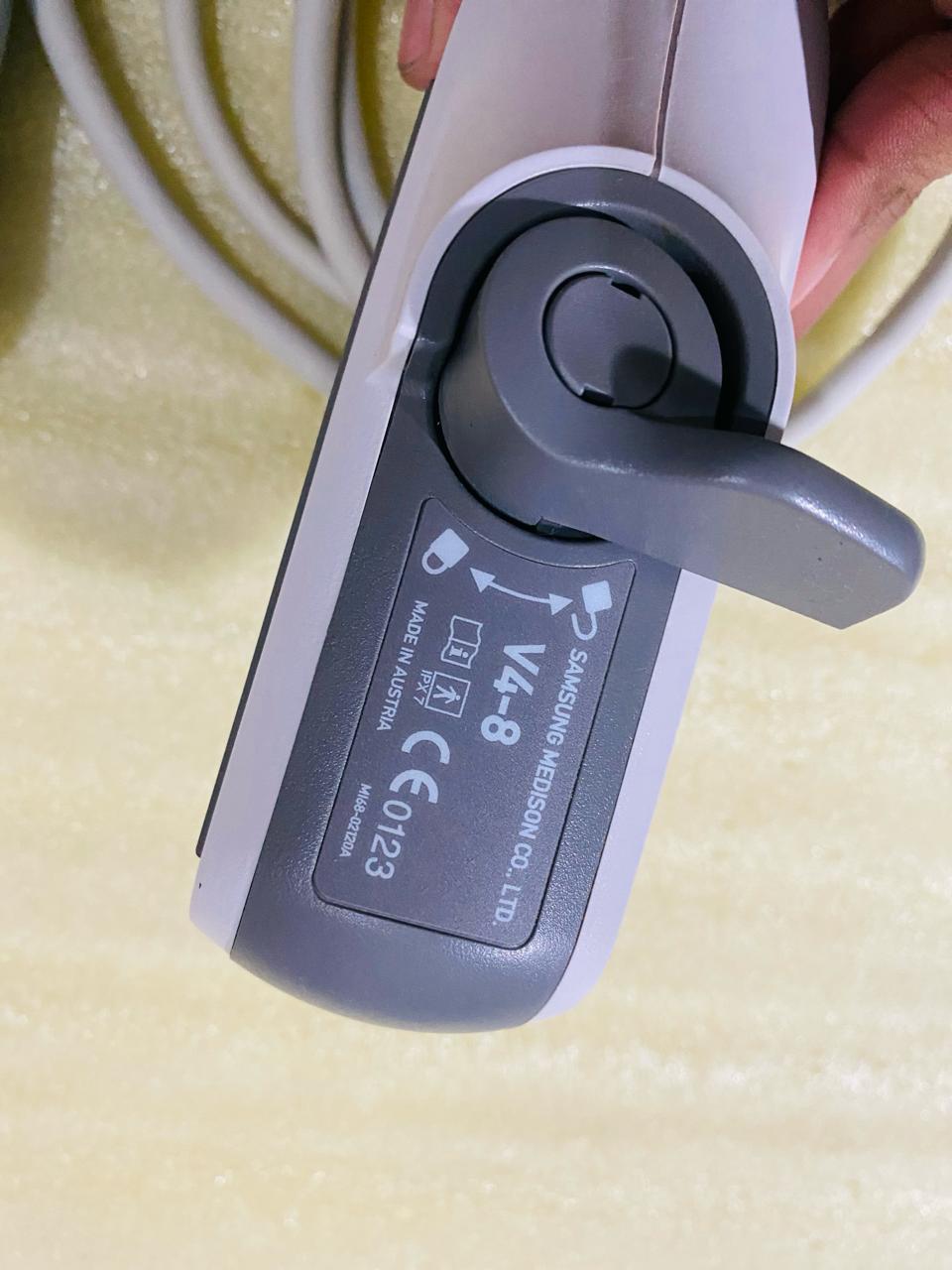 ..Samsung Medison V4-8 3D/4D probe UC