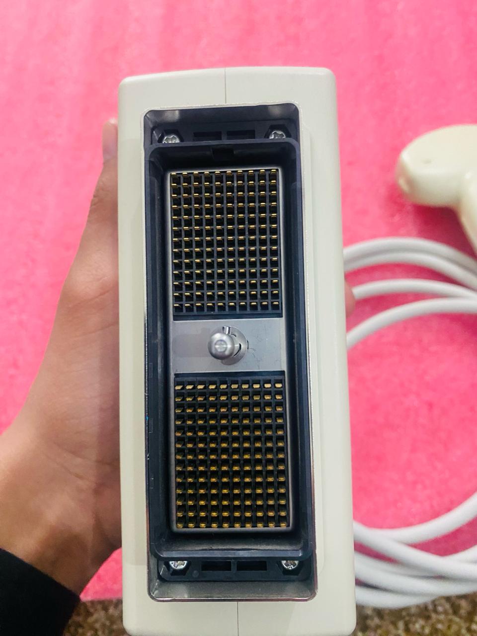 ..Hitachi EUP-C717 convex probe UC
