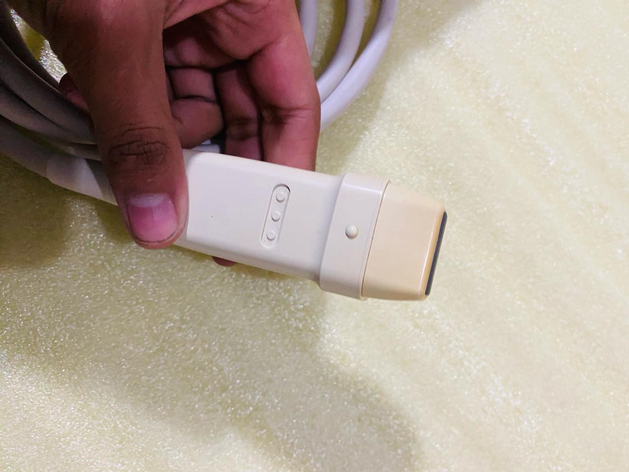..Aloka UST-5286-2.5 cardiac probe UC