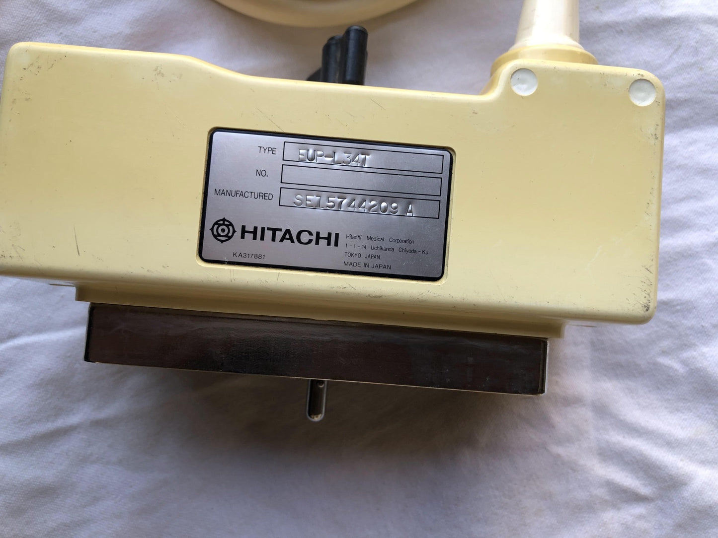 ..Hitachi 10MHz linear probe - Japan Medical Company LTD