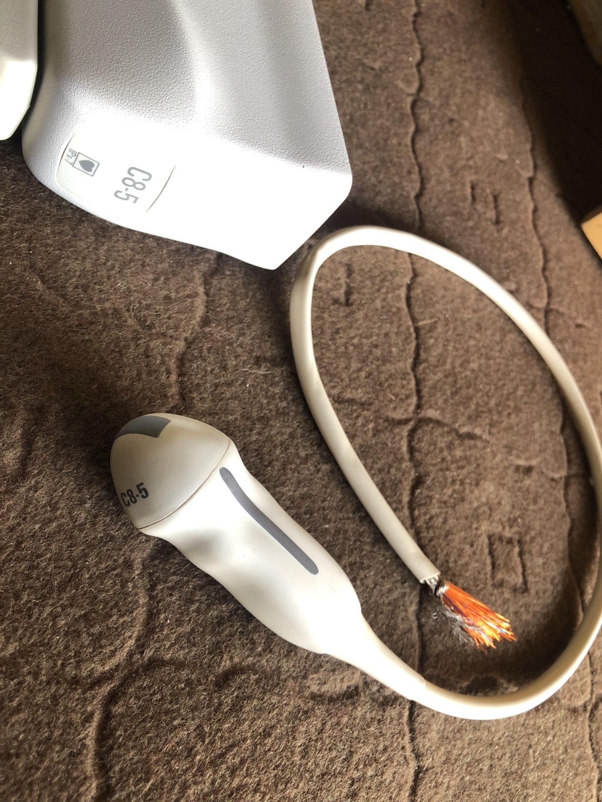 ..Philips C8-5 Micro convex probe - Japan Medical Company LTD