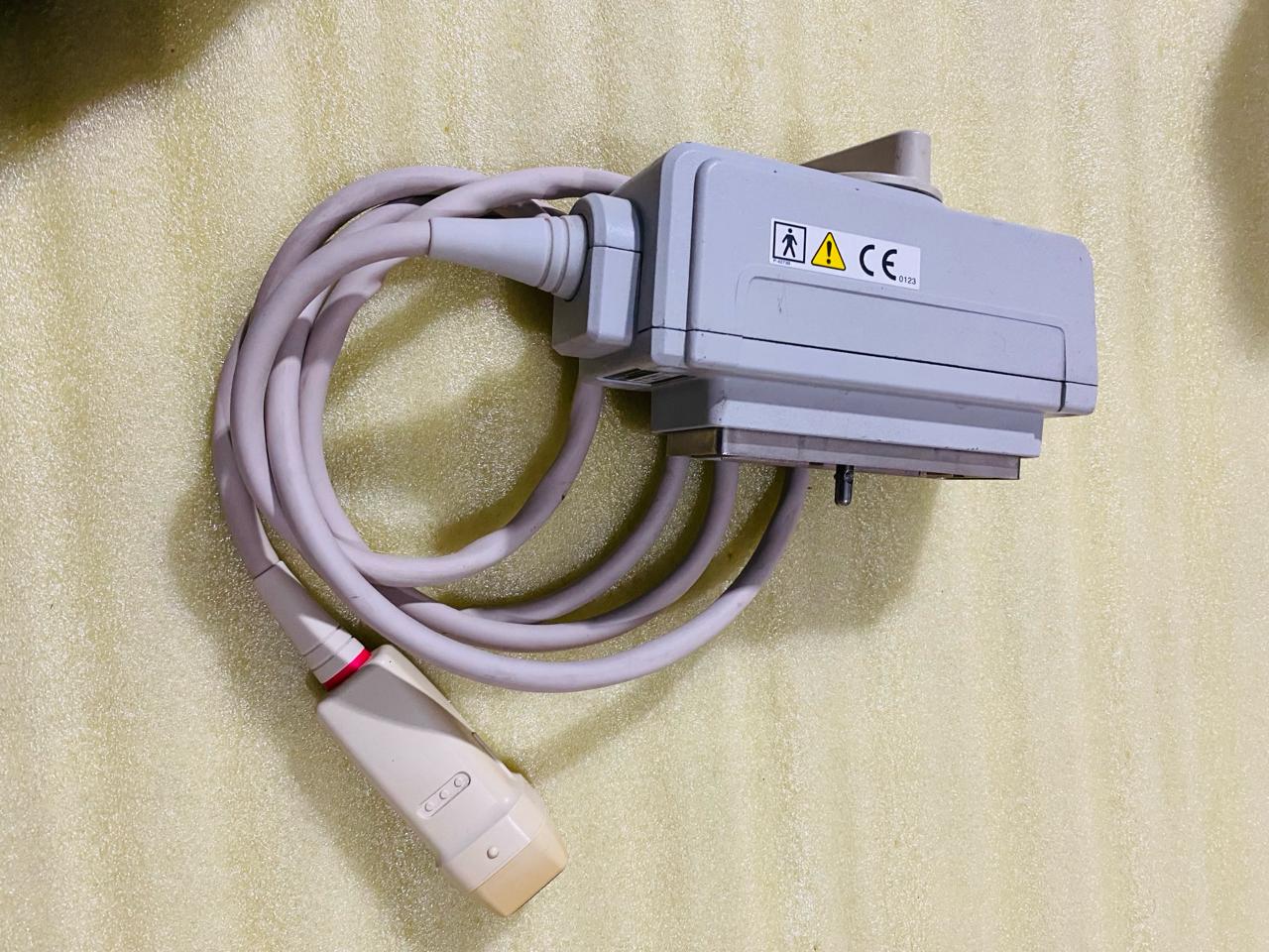 ..Aloka UST-5286-2.5 cardiac probe UC