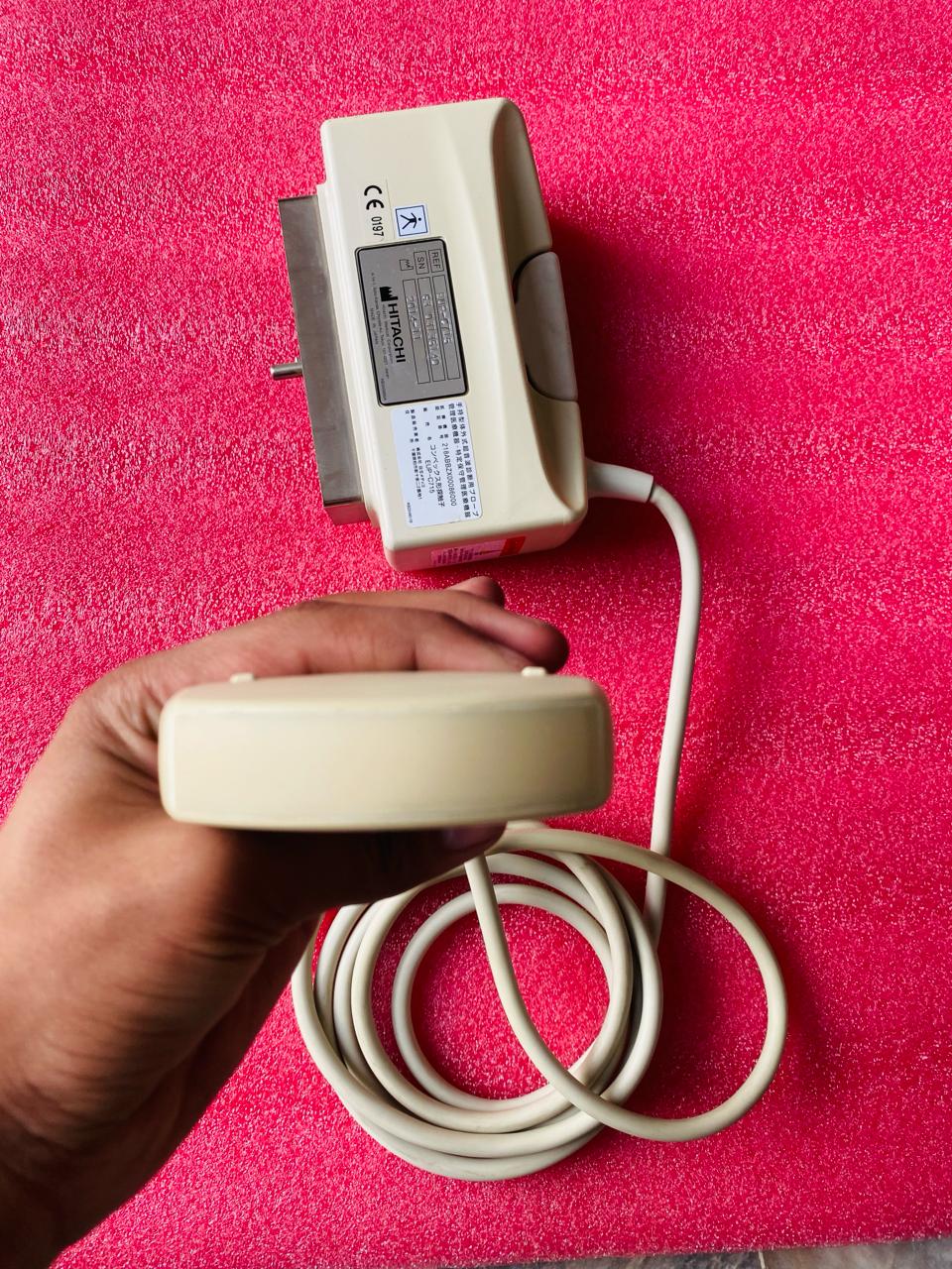..Hitachi EUP-C715 convex probe UC