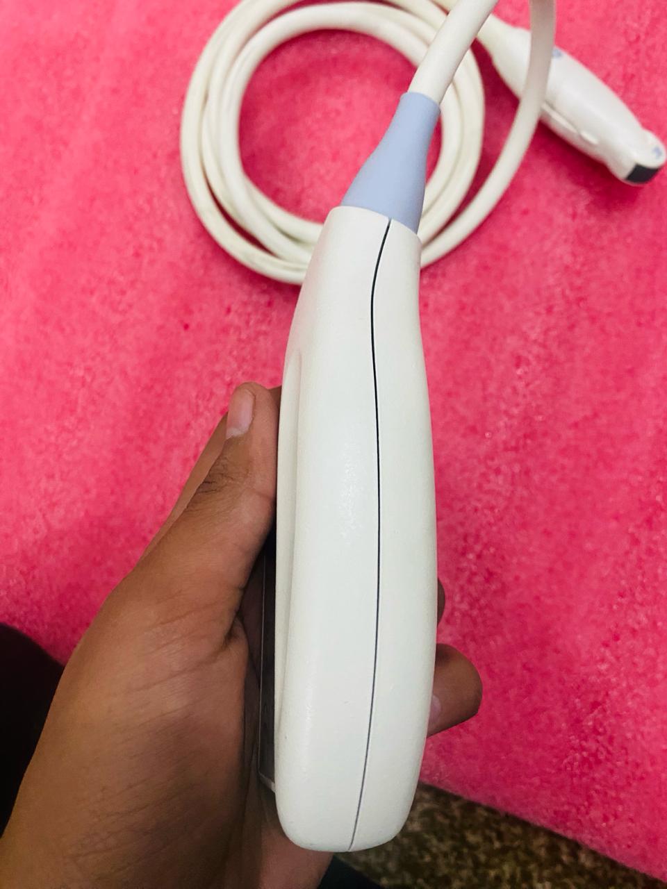 ..GE 8C-RS microconvex probe UC