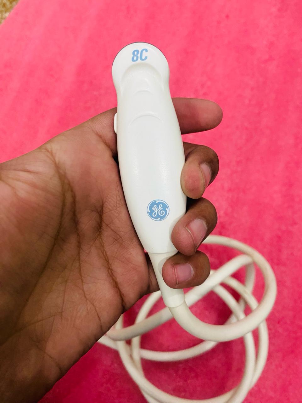 ..GE 8C-RS microconvex probe UC
