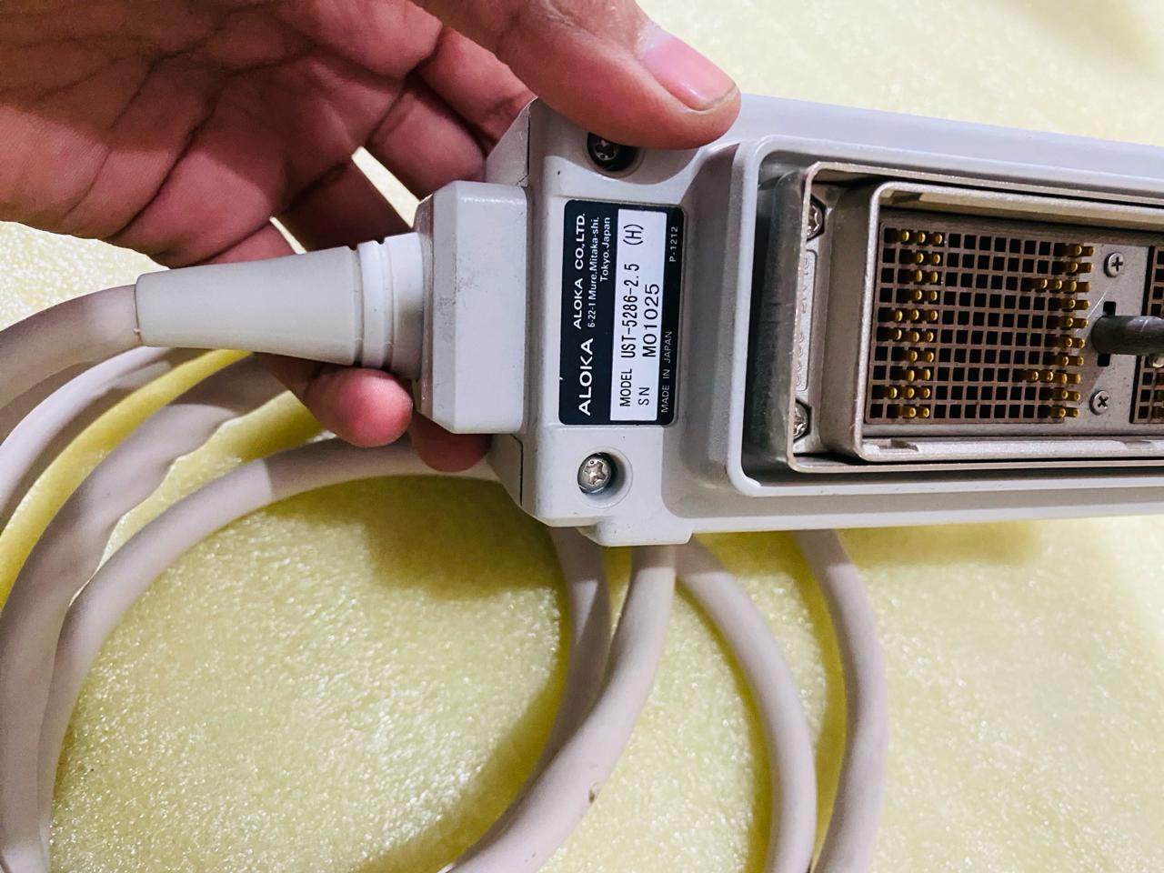 ..Aloka UST-5286-2.5 cardiac probe UC