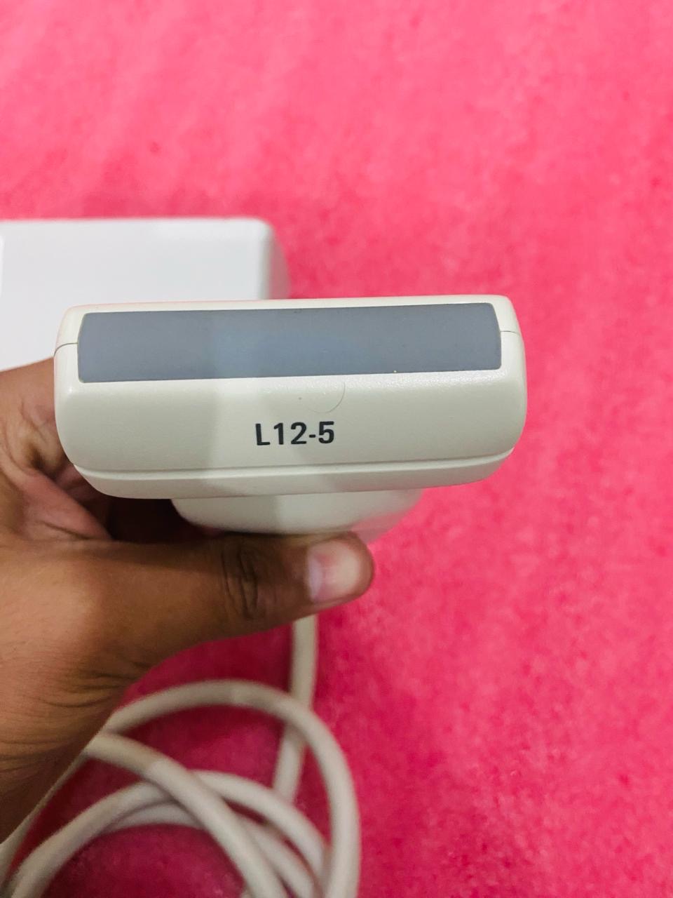 ..Philips L12-5 linear probe UC