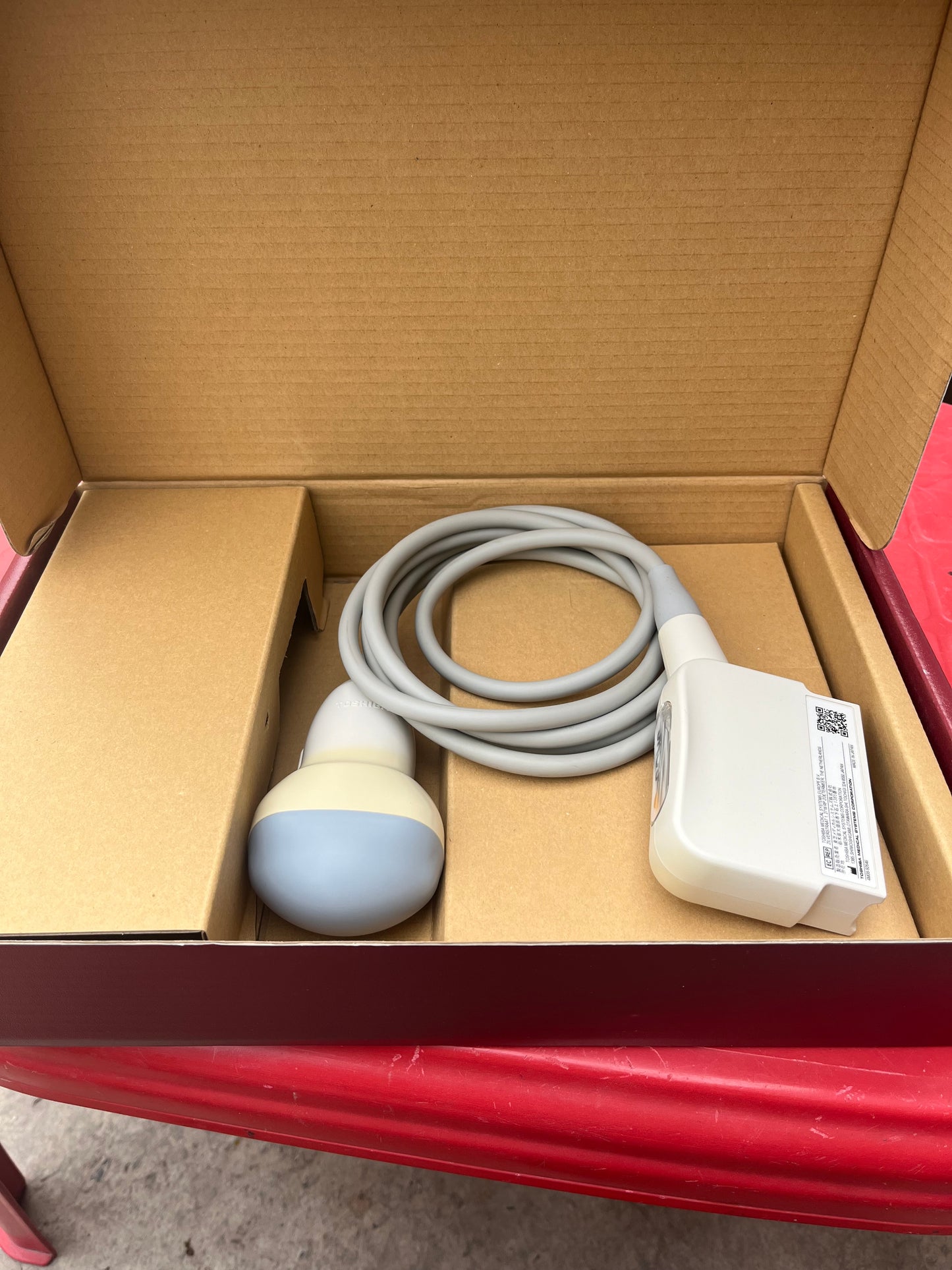 TOSHIBA PVU-674MV / 8CV2
CURVED PROBE