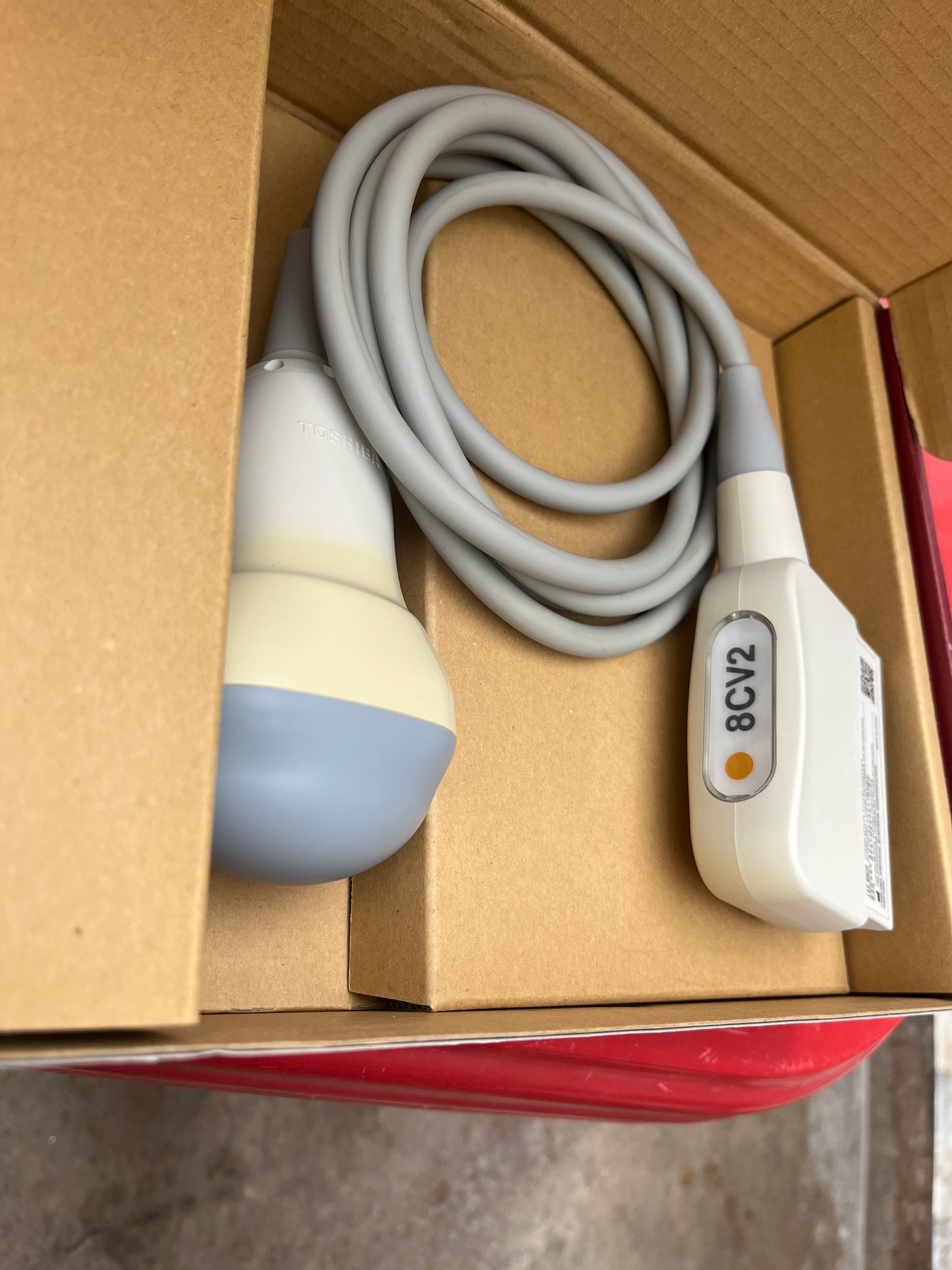 TOSHIBA PVU-674MV / 8CV2
CURVED PROBE