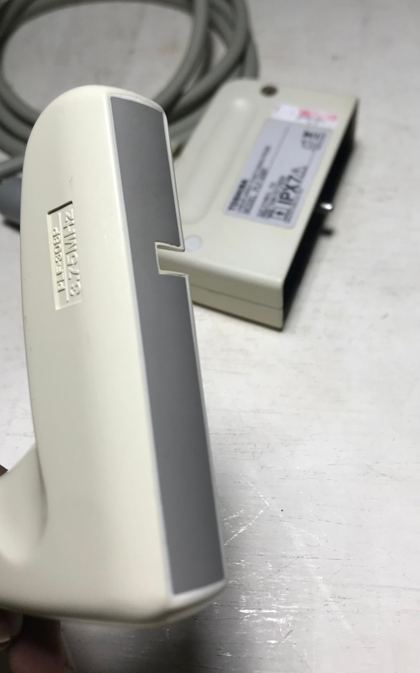 ..Toshiba nimeo biopsy Transducer probe PLF-308P UC - Japan Medical Company LTD