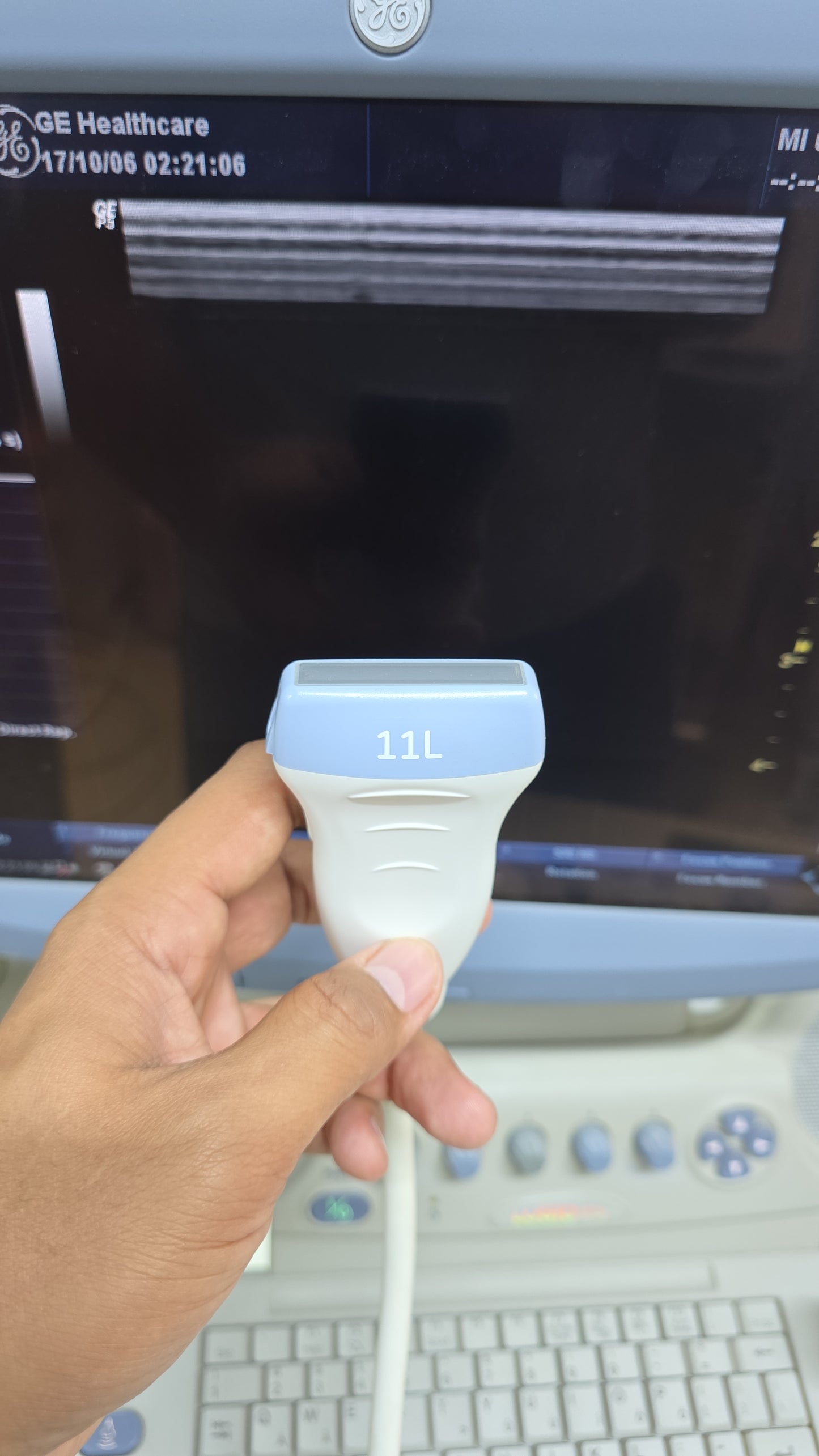 GE 11L Linear probe for logiq p5,p6 mfg: 2014