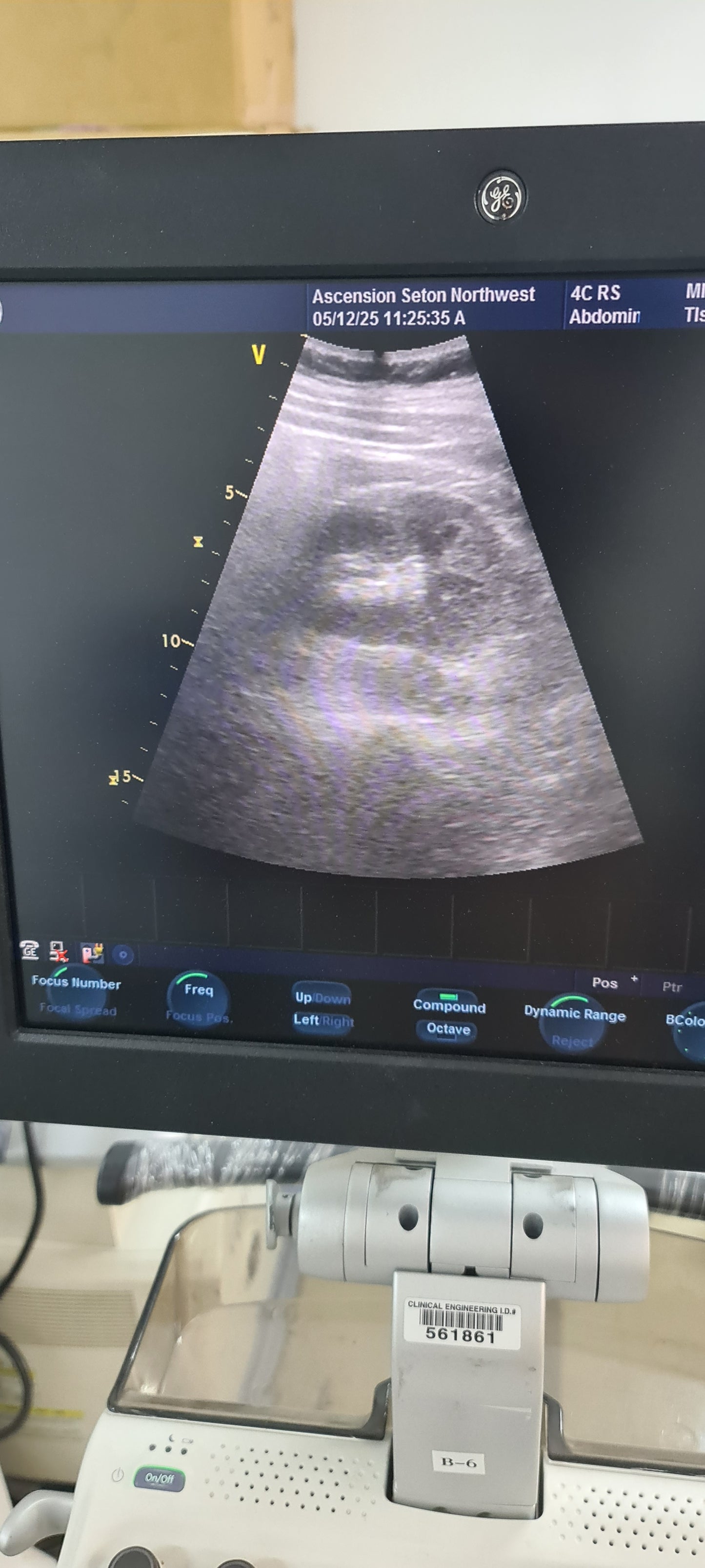 4C-RS Checked AV (21) Available SN: 125371WX5