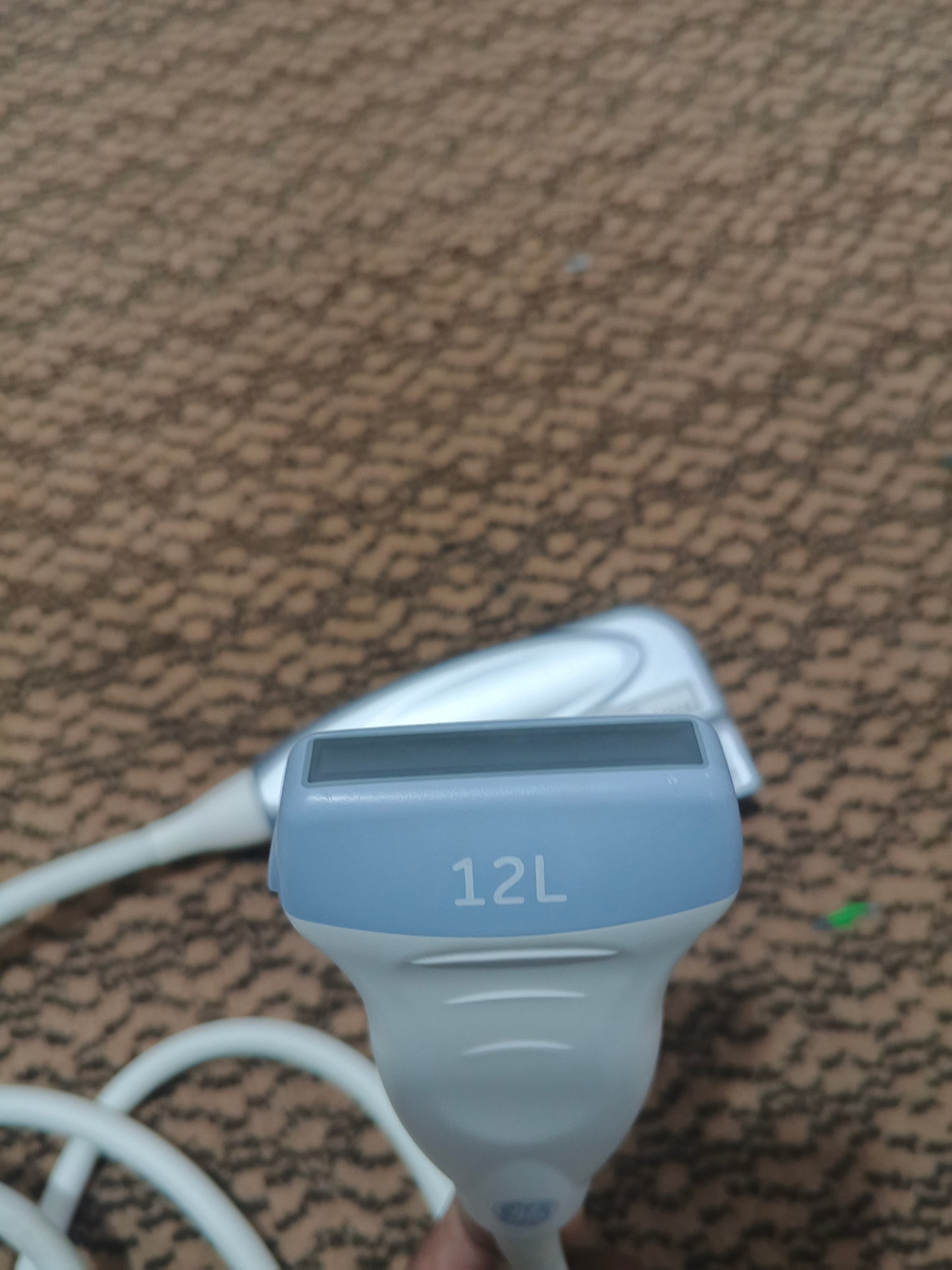 ..GE voluson P8 linear probe UC