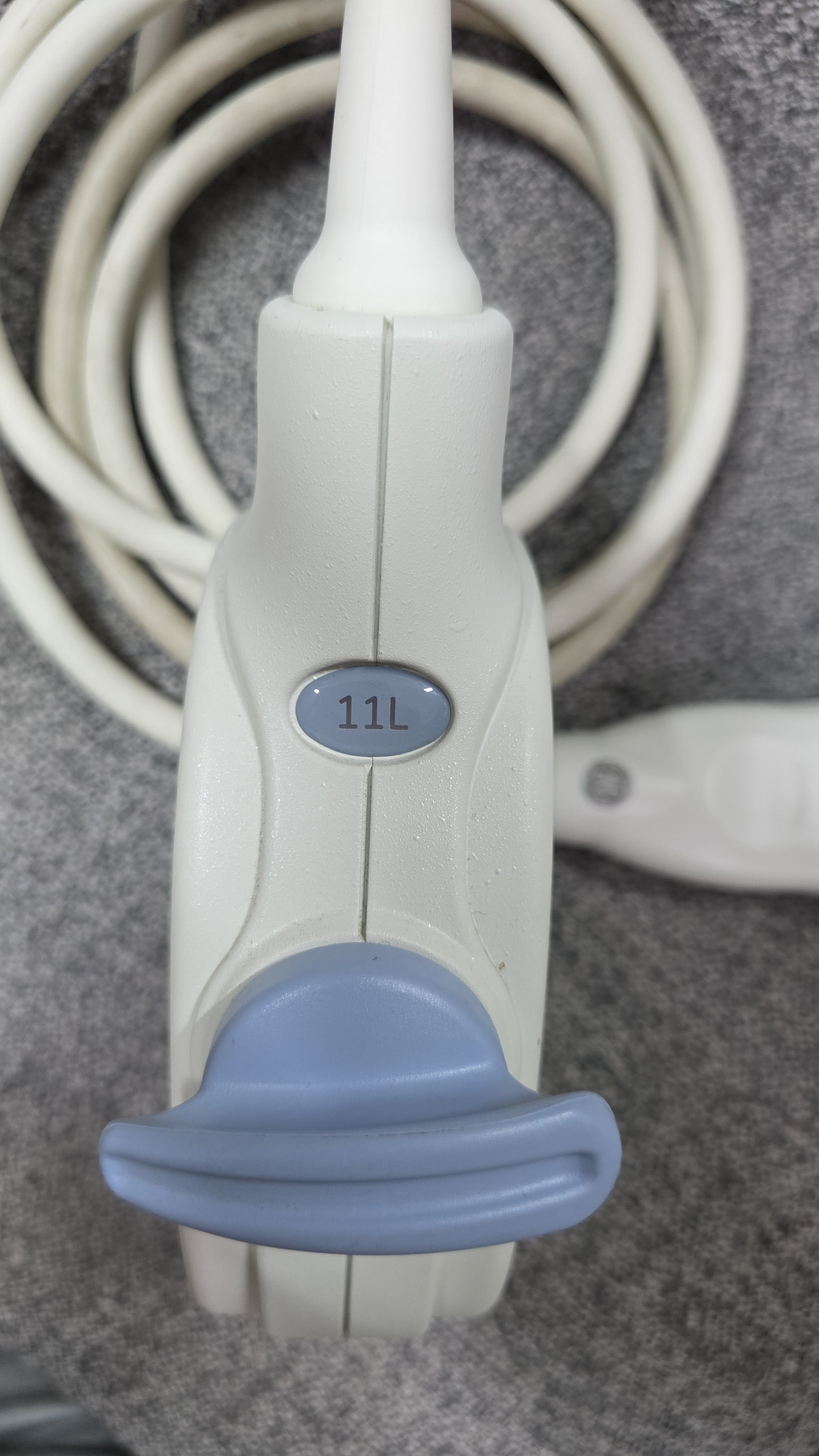 GE 11L Linear probe for logiq p5,p6 mfg: 2014