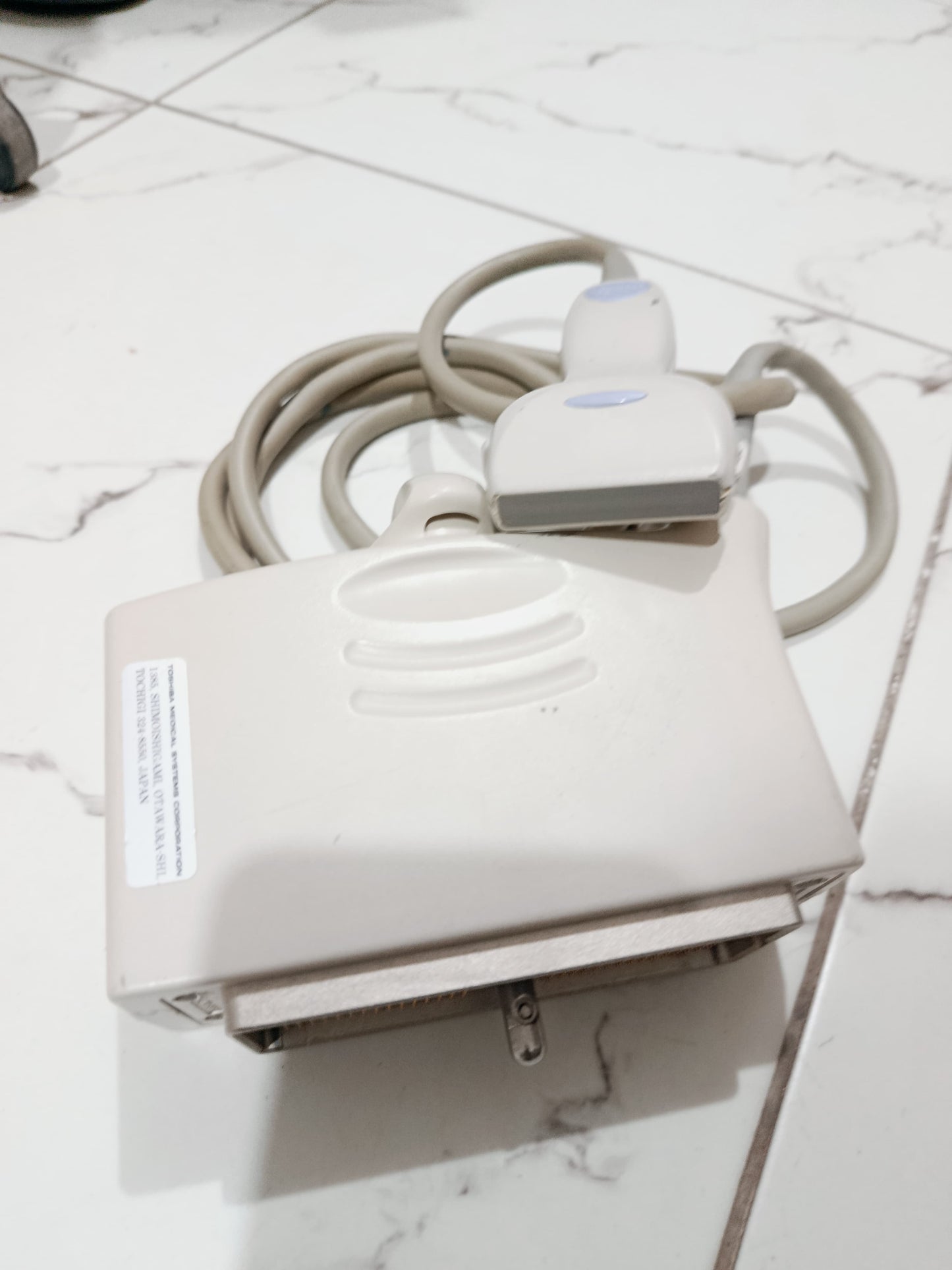 P.. Toshiba PLT-1204AT Linear Probe