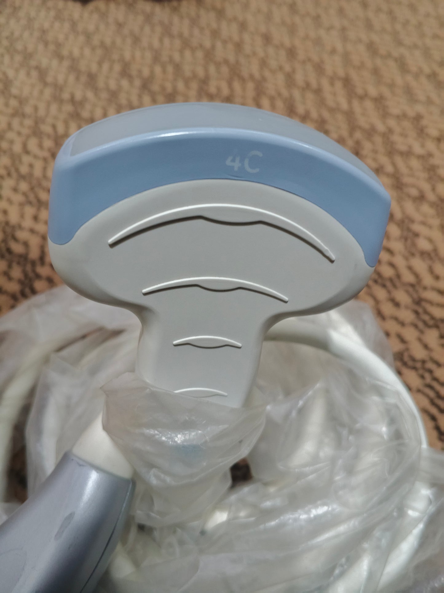 ...Ge voluson P8 convex probe