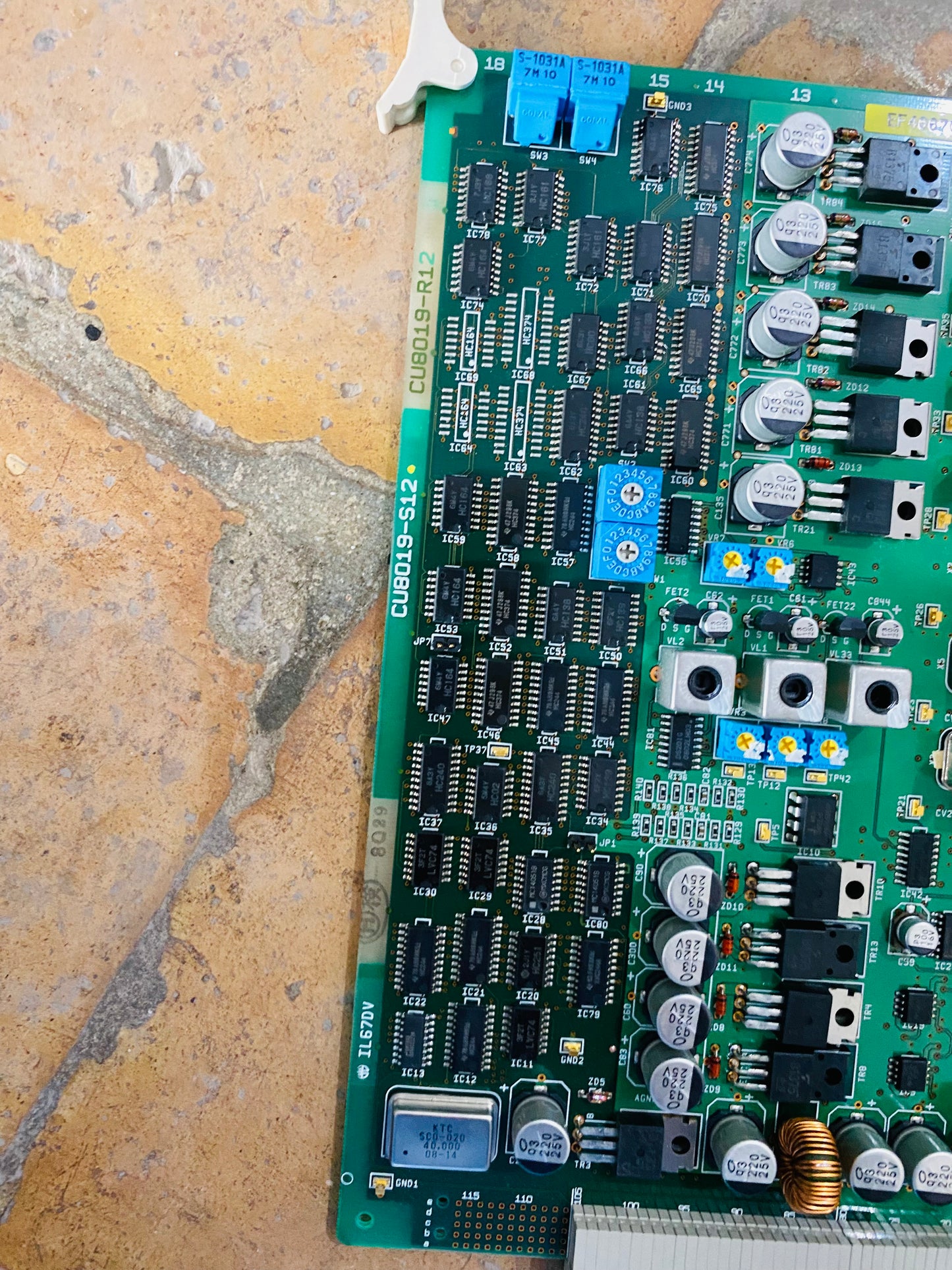 ..Hitachi 6500 CB/Cw board