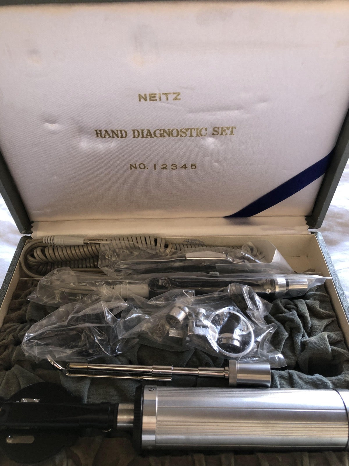 Neitz hand diagnostic set