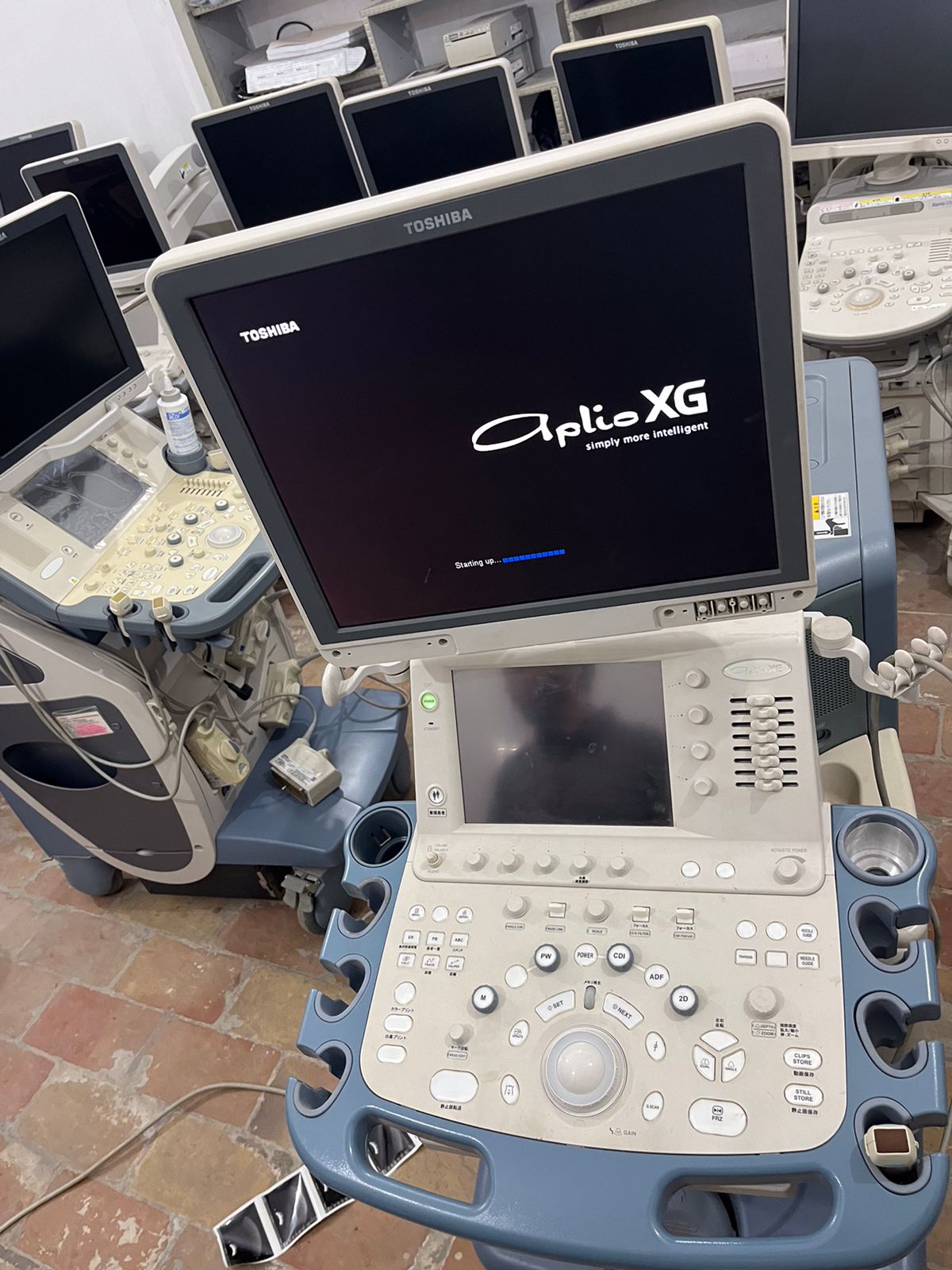 Toshiba Aplio XG Ultrasound machine with adult cardiac probe