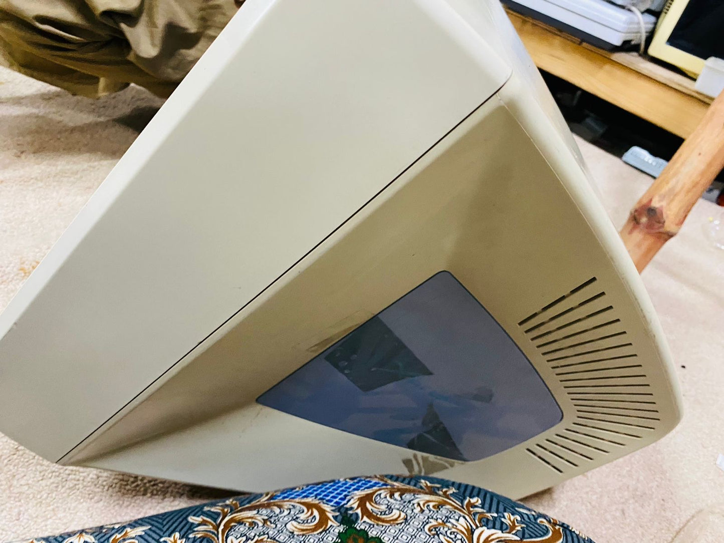 Toshiba Xario prime CRT/Monitor