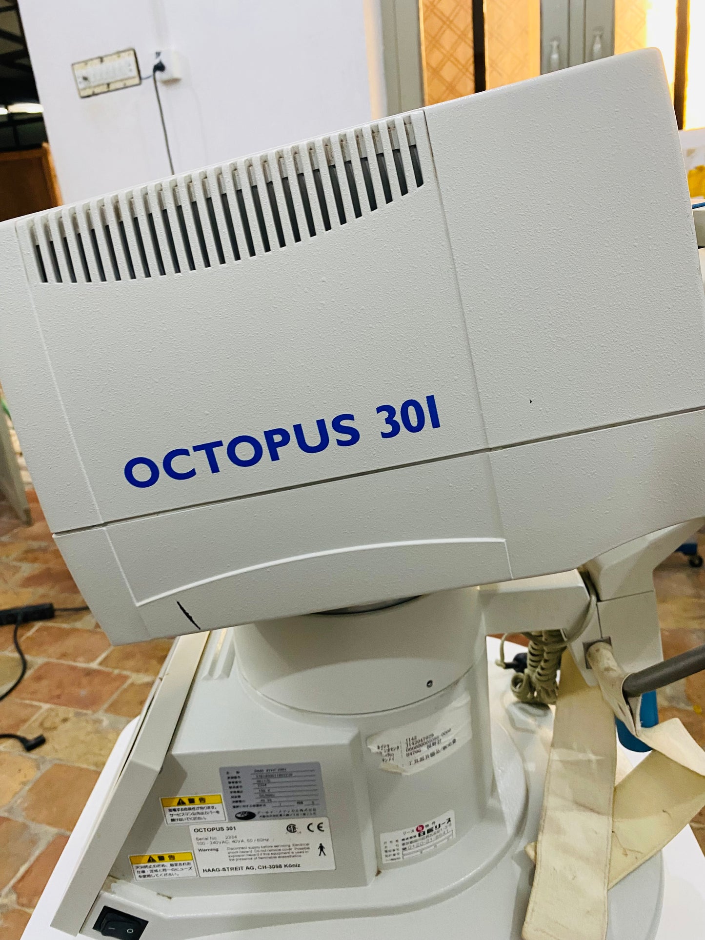 ..Haag Streit Perimetry Octopus 300 Ophthalmic Products