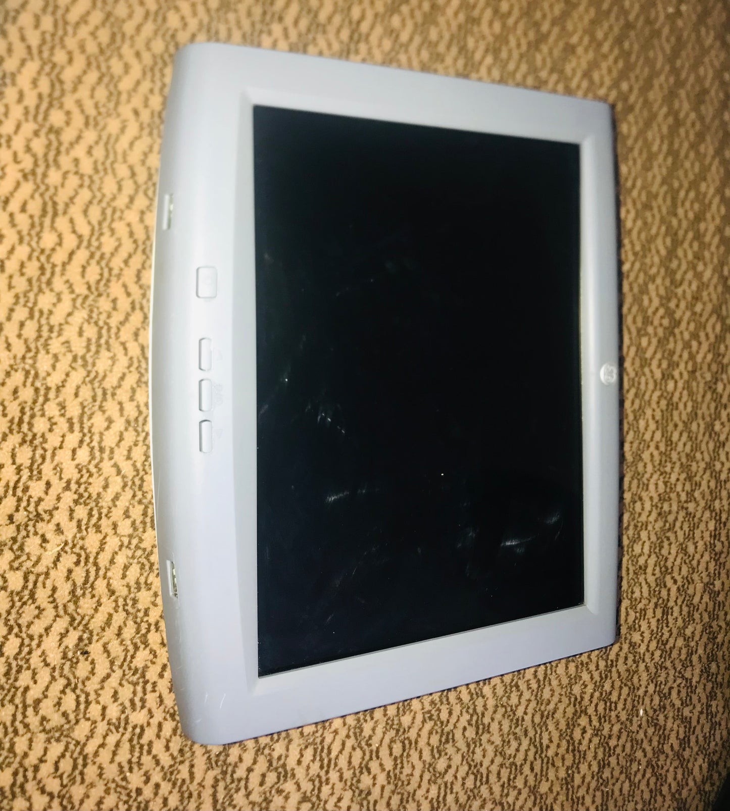 GE LCD for Voluson P8