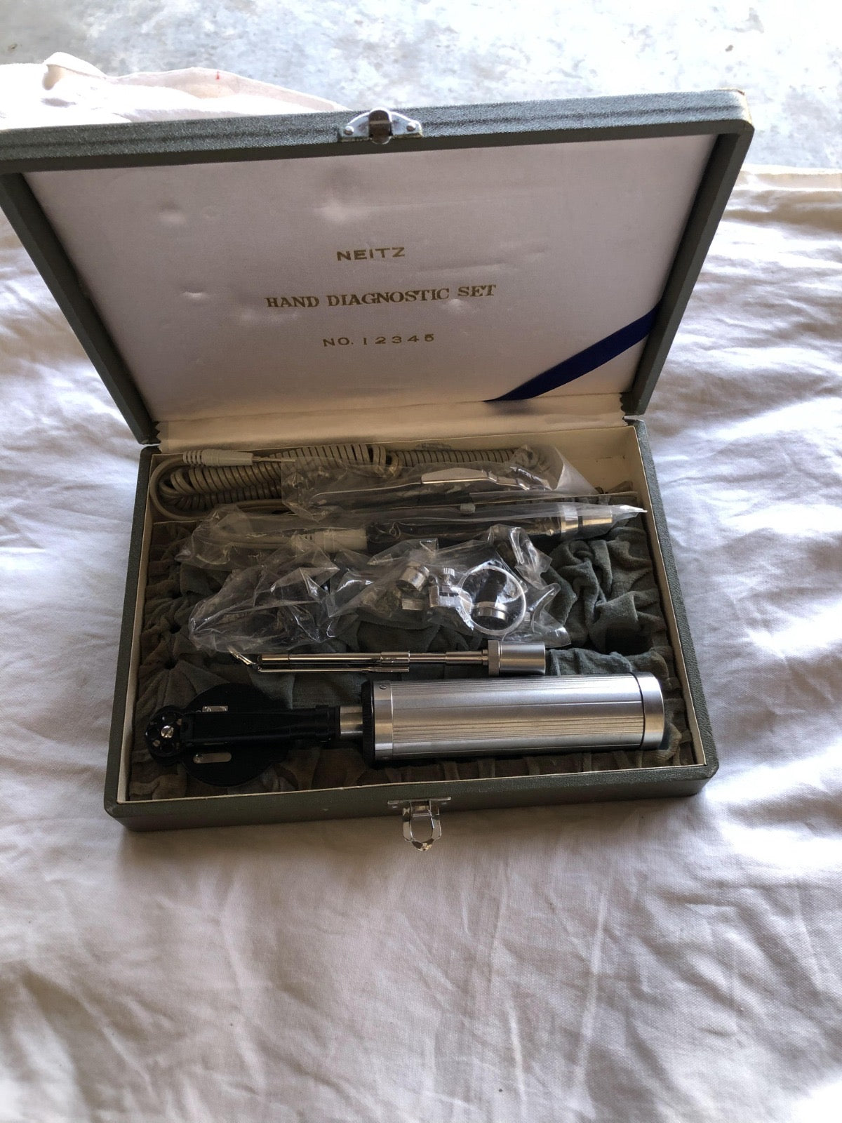 Neitz hand diagnostic set