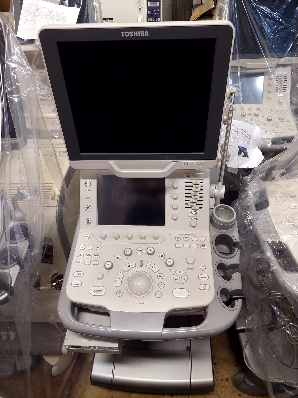 Toshiba Aplio 300 with convex linear probes. ( PVT-375BT, PLT-805AT) - Japan Medical Company LTD