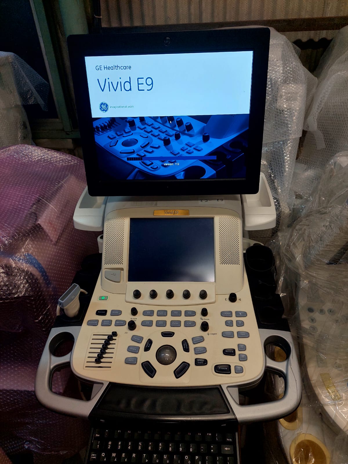 GE Vivid E9 YOM: 09-2012 - Japan Medical Company LTD