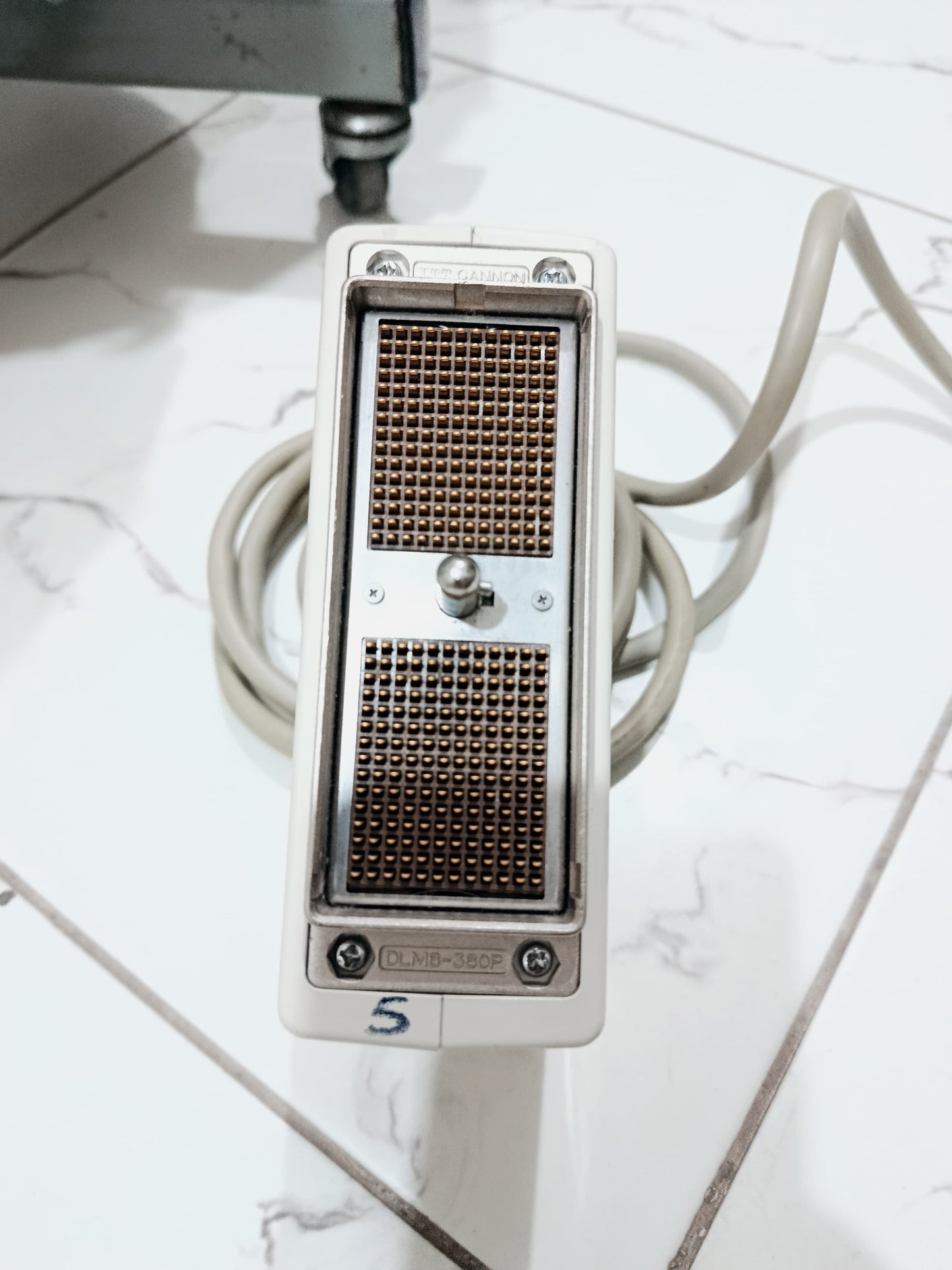 P.. Toshiba PLT-1204AT Linear Probe