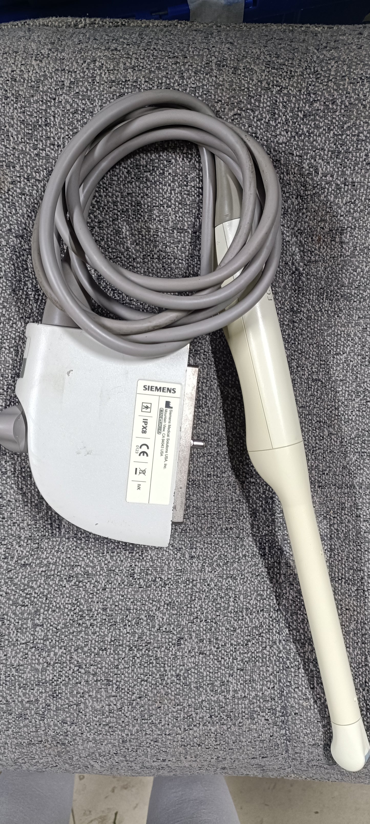 Siemens TVS PROBE SN. (21)64138010 CHECKED DXB IS - Japan Medical Company LTD