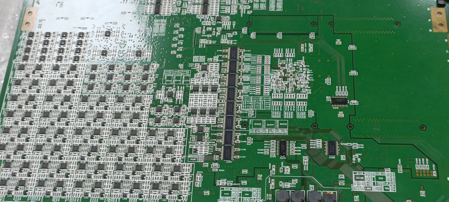 Hitachi hi vision avius wc Board sn RE1EG586718 DXB